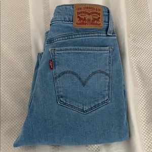 Light Blue Levi’s